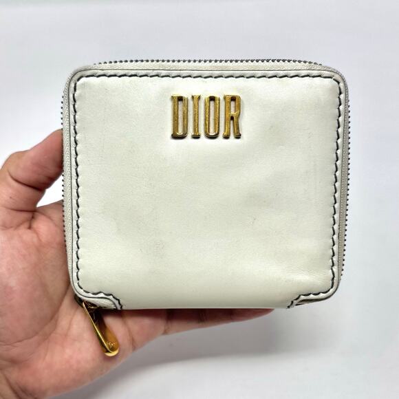 Dior Zipper Wallet - Picture 7 of 12